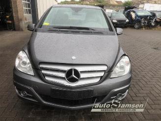 Mercedes B-klasse B (W245), Hatchback, 2005 / 2011 1.7 B-180 16V picture 2