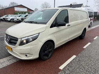 krockskadad bil bedrijf Mercedes Vito 114 CDI 100KW EXTRA LANG AUTOM.  AIRCO KLIMA EURO6 2019/1