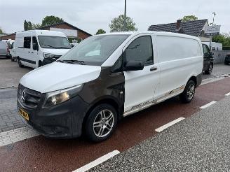 krockskadad bil bedrijf Mercedes Vito 116 2.2 CDI 120KW LANG AUTOMAAT KLIMA AIRCO 2016/5