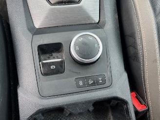 Volkswagen Amarok 3.0 TDI V6 177KW DOUBLE CAB. AVENTURA  AUT. LEER 4WD picture 10