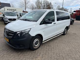 Schadeauto Mercedes Vito TOURER 116 CDI  LANG AUTOMAAT PKW BRIEF 8P KLIMA 2019/2