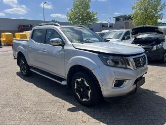 skadebil bedrijf Nissan Navara 2.3 DCI 140KW DOUBLE CAB. AUTOM.  KLIMA 4WD 2020/8