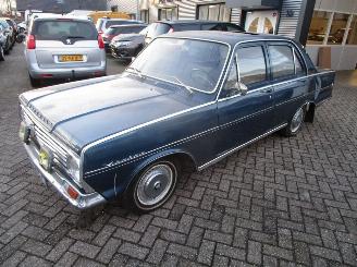 Auto incidentate Vauxhall Thesis VICTOR  101  DELUXE 1966/5