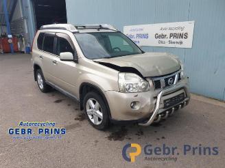 Coche siniestrado Nissan X-Trail  2008/4