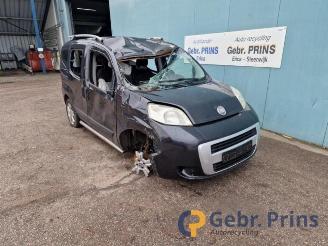 Vrakbiler auto Fiat Qubo Qubo, MPV, 2008 1.4 2009/5