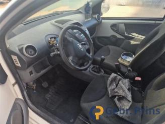 Toyota Aygo Aygo (B10), Hatchback, 2005 / 2014 1.0 12V VVT-i picture 5