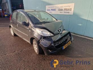 Vrakbiler auto Peugeot 107 107, Hatchback, 2005 / 2014 1.0 12V 2010/7