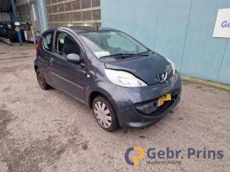 Vrakbiler auto Peugeot 107 107, Hatchback, 2005 / 2014 1.0 12V 2007/3