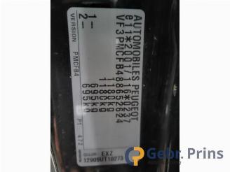 Peugeot 107 107, Hatchback, 2005 / 2014 1.0 12V picture 7