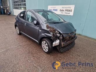 Vrakbiler auto Toyota Aygo Aygo (B10), Hatchback, 2005 / 2014 1.0 12V VVT-i 2012/4