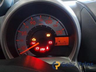 Uttjänta bilar auto Peugeot 107 107, Hatchback, 2005 / 2014 1.0 12V 2009/2