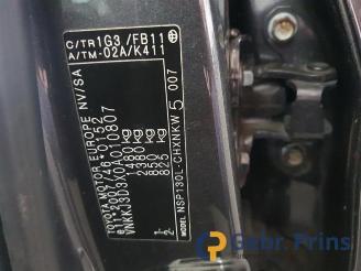 Toyota Yaris Yaris III (P13), Hatchback, 2010 / 2020 1.33 16V Dual VVT-I picture 9