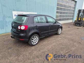 Coche siniestrado Volkswagen Golf plus Golf Plus (5M1/1KP), MPV, 2005 / 2013 1.6 FSI 16V 2005/6