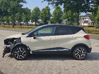 Renault Captur 0.9 Energy TCE 12V SUV  Benzine 898cc 66kW (90pk) FWD picture 4