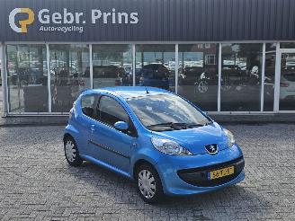  Peugeot 107 1.0 12V Hatchback  Benzine 998cc 50kW (68pk) FWD 2006/11