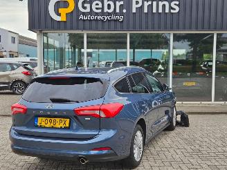 škoda osobní automobily Ford Focus 1.0 EcoBoost 12V Hybrid 125 Combi/o  Elektrisch Benzine 999cc 92kW (125pk) 2020/9