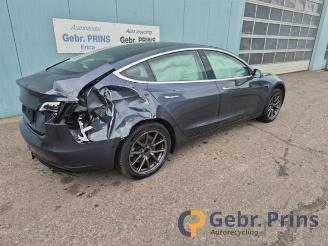 Tesla Model 3 Model 3, Sedan, 2017 Standard RWD Plus 60 kWh picture 2