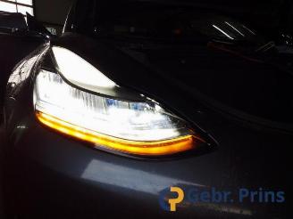 Tesla Model 3 Model 3, Sedan, 2017 Standard RWD Plus 60 kWh picture 7