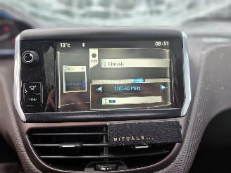 Peugeot 2008 1.2 Vti 12V PureTech 82 MPV  Benzine 1.199cc 60kW (82pk) FWD picture 12