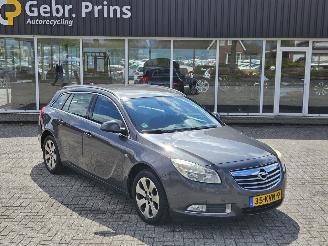 skadebil auto Opel Insignia SPORTS TOURER 1.6 Turbo 16V Ecotec Combi/o  Benzine 1.598cc 132kW (179pk) FWD 2010/2