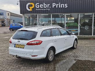 Schadeauto Ford Mondeo 1.6 Ti 16V Combi/o  Benzine 1.596cc 92kW (125pk) FWD 2009/1