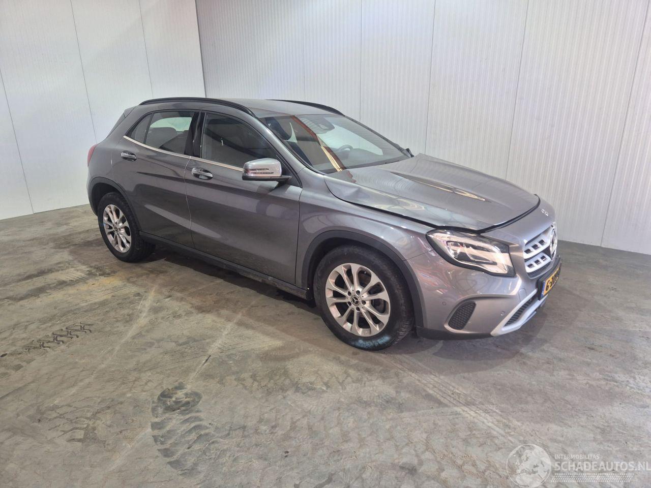 Mercedes GLA 1.6 180 16V SUV  Benzine 1.595cc 90kW (122pk) FWD