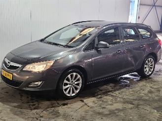 Opel Astra SPORTS TOURER 1.4 16V ecoFLEX Combi/o  Benzine 1.398cc 74kW (101pk) FWD picture 5