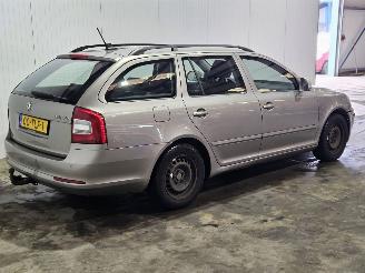 Schadeauto Skoda Octavia 1.6 TDI Greenline Combi/o 4Dr Diesel 1.598cc 77kW (105pk) FWD 2012/2