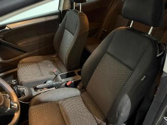 Volkswagen Golf 1.4 16V Hatchback  Benzine 1.390cc 59kW (80pk) FWD picture 9