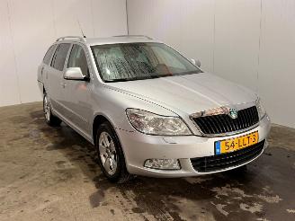 Schadeauto Skoda Octavia 1.2 TSI Combi/o 4Dr Benzine 1.197cc 77kW (105pk) FWD 2010/5