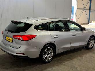 skadebil auto Ford Focus 1.0 Ti-VCT EcoBoost 12V 100 Combi/o  Benzine 999cc 74kW (101pk) FWD 2020/4