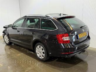 skadebil auto Skoda Octavia 1.0 TSI 12V Combi/o 4Dr Benzine 999cc 85kW (116pk) FWD 2020/1