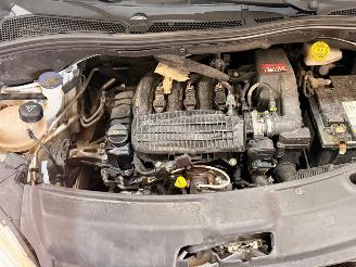 Peugeot 208 1.0 Vti 12V PureTech Hatchback  Benzine 999cc 50kW (68pk) FWD picture 9