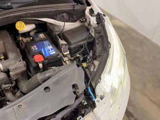 Peugeot 2008 1.2 Vti 12V PureTech 82 MPV  Benzine 1.199cc 60kW (82pk) FWD picture 10