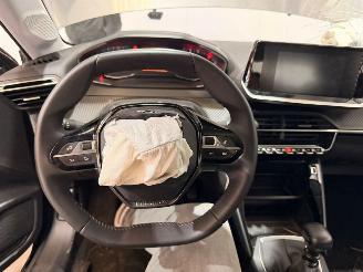 Peugeot 208 1.2 Vti 12V PureTech 100 Hatchback 4Dr Benzine 1.199cc 74kW (101pk) FWD picture 17