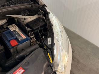 Peugeot 208 1.2 Vti 12V PureTech 82 Hatchback  Benzine 1.199cc 60kW (82pk) FWD picture 14