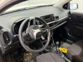 Kia Picanto 1.0 12V Hatchback  Benzine 998cc 49kW (67pk) FWD picture 9