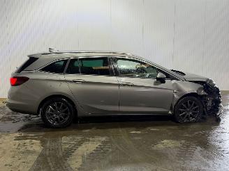 Opel Astra SPORTS TOURER 1.6 CDTI 110 16V Combi/o  Diesel 1.598cc 81kW (110pk) FWD picture 6