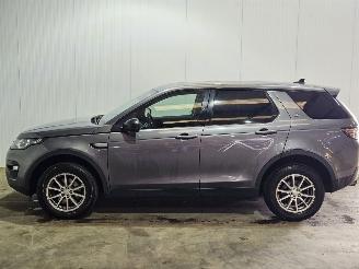 Landrover Discovery Sport 2.0 TD4 150 16V Jeep/SUV  Diesel 1.999cc 110kW (150pk) 4x4 picture 2
