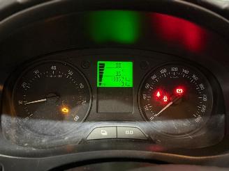 Skoda Roomster 1.2i 12V MPV  Benzine 1.198cc 51kW (69pk) picture 11