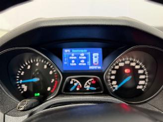 Ford Focus 1.0 Ti-VCT EcoBoost 12V 125 Hatchback  Benzine 998cc 92kW (125pk) FWD picture 13