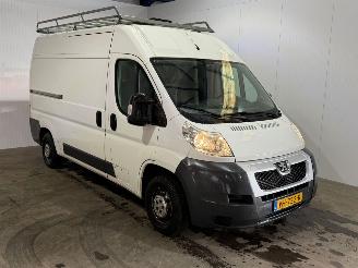  Peugeot Boxer 2.2 HDi 150 Bestel  Diesel 2.198cc 110kW (150pk) FWD 2014/3