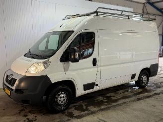 Peugeot Boxer 2.2 HDi 150 Bestel  Diesel 2.198cc 110kW (150pk) FWD picture 3