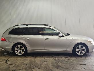 BMW 5-serie 520i 16V Combi/o  Benzine 1.995cc 125kW (170pk) RWD picture 6