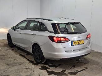 Vaurioauto  passenger cars Opel Astra SPORTS TOURER 1.6 CDTI 110 16V Combi/o  Diesel 1.598cc 81kW (110pk) FWD 2018/7