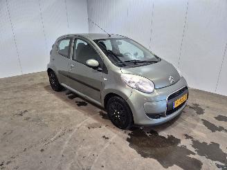 Damaged car Citroën C1 1.0 12V Hatchback  Benzine 998cc 50kW (68pk) FWD 2011/4