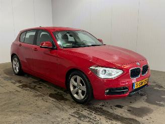 Damaged car BMW 1-serie 116i 1.6 16V Hatchback 4Dr Benzine 1.598cc 100kW (136pk) RWD 2013/11