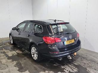 skadebil auto Opel Astra SPORTS TOURER 1.4 Turbo 16V Combi/o  Benzine 1.364cc 88kW (120pk) 2012/6