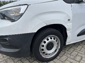 Opel Combo 1.2 Turbo L2H1 Edition 109.295 BENZINE!! picture 10