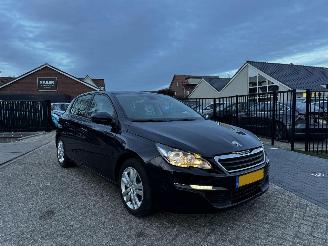  Peugeot 308 1.2 VTi Active 2014/1